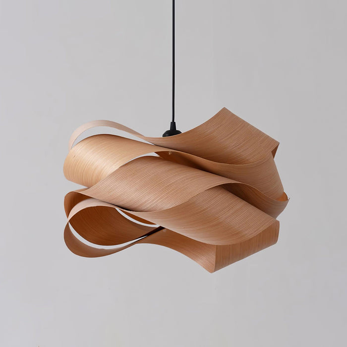 Moderne Hängelampe aus Holz für das Esszimmer